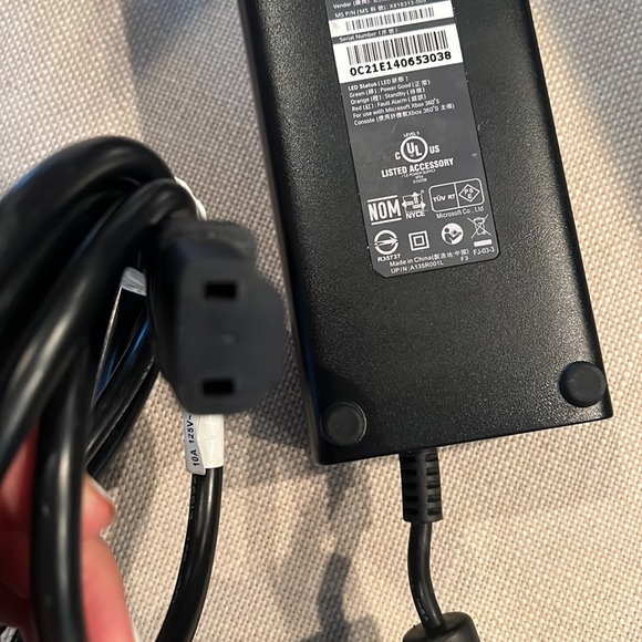 Xbox 360s Power Supply Unit - Picture 4 of 5